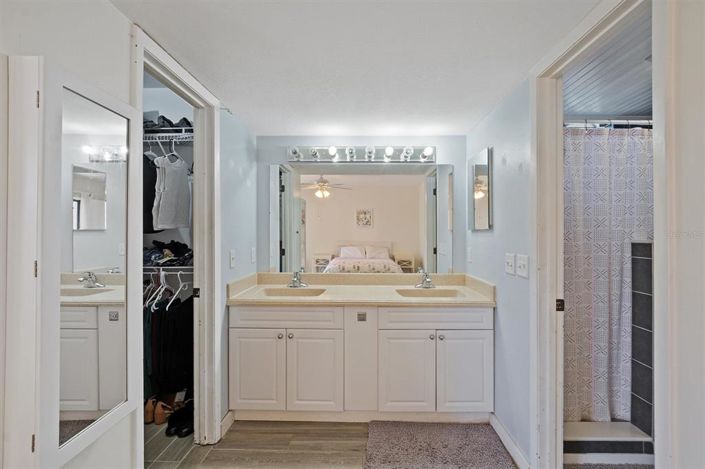 Image No.19-Propriété de 2 chambres à vendre à États-Unis