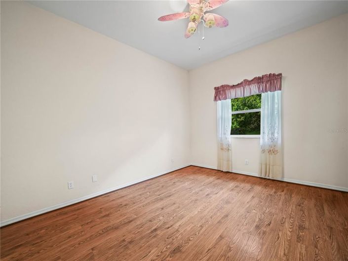 Image No.22-3 Bed House for sale