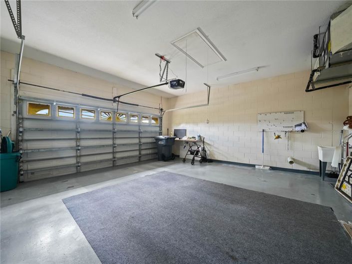 Image No.30-3 Bed Property for sale