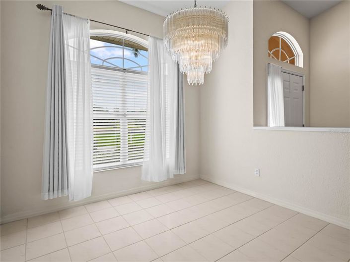 Image No.9-3 Bed House for sale