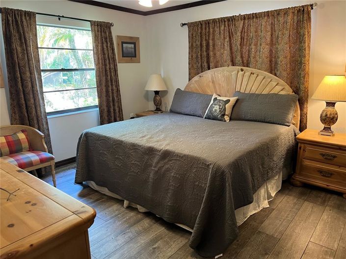 Image No.20-3 Bed Property for sale