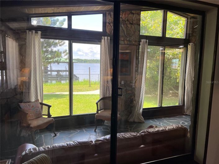 Image No.25-3 Bed Property for sale