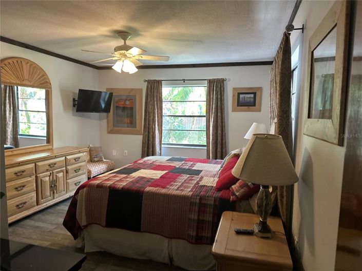 Image No.44-3 Bed Property for sale