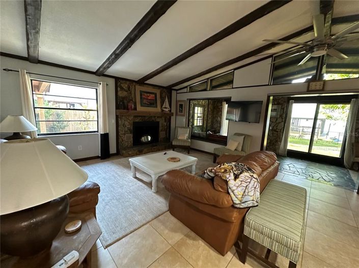 Image No.51-3 Bed Property for sale