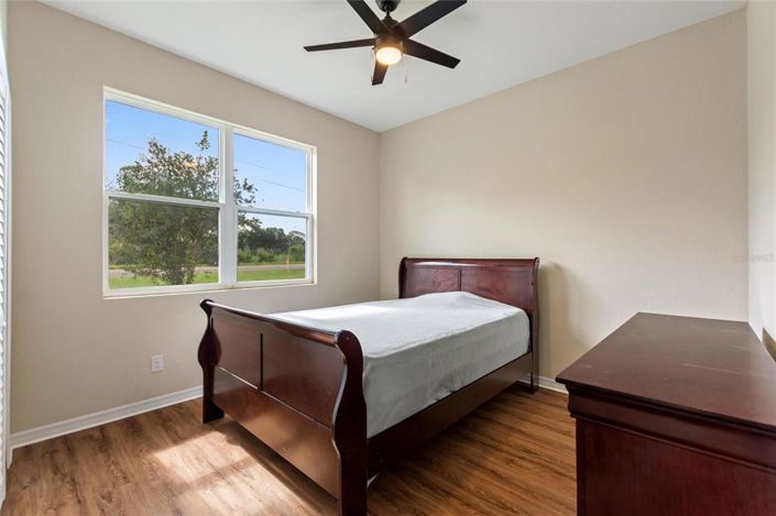 Image No.17-2 Bed Property for sale