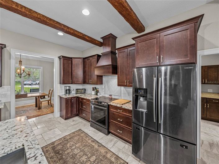 Image No.17-4 Bed Property for sale