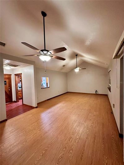 Image No.14-Propriété de 2 chambres à vendre à États-Unis