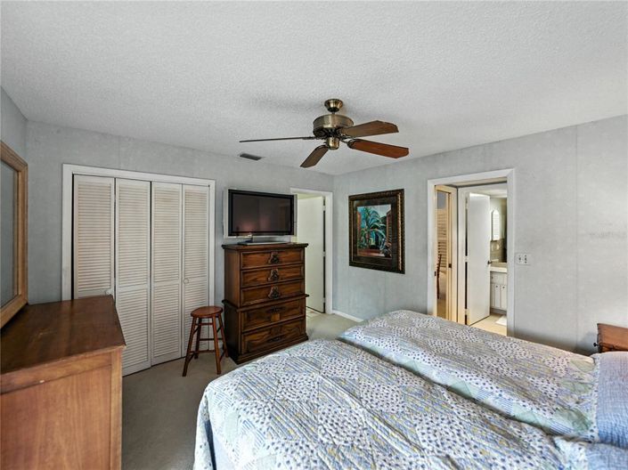 Image No.33-2 Bed Apartment for sale