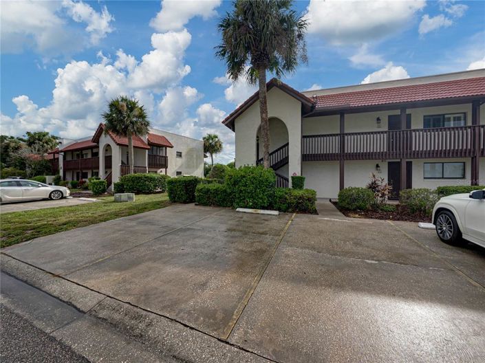 Image No.37-2 Bed Apartment for sale