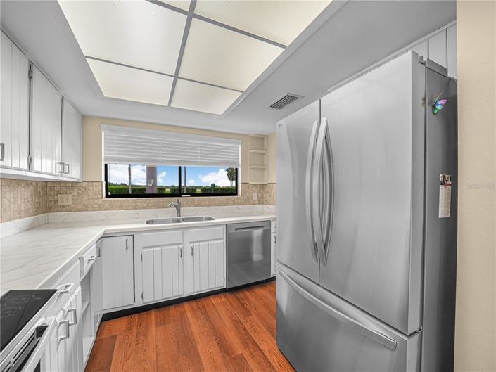 Image No.12-Appartement de 2 chambres à vendre à Saint John