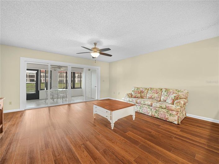 Image No.9-Propriété de 2 chambres à vendre à États-Unis