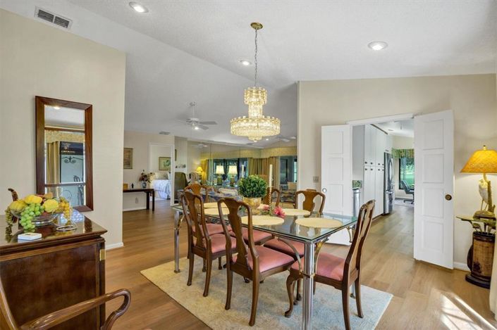 Image No.15-3 Bed Property for sale