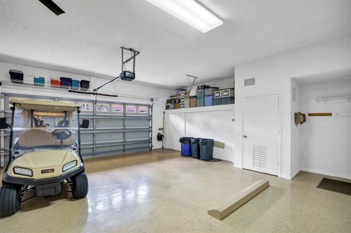 Image No.41-3 Bed Property for sale