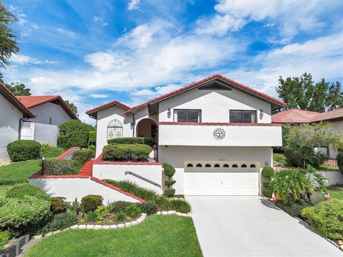 Image No.53-3 Bed Property for sale