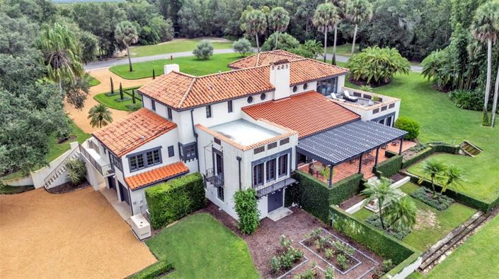 Image No.2-Propriété de 5 chambres à vendre à États-Unis