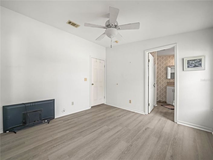 Image No.13-Propriété de 2 chambres à vendre à États-Unis