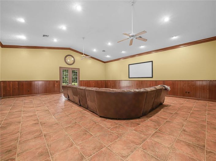 Image No.19-4 Bed House for sale