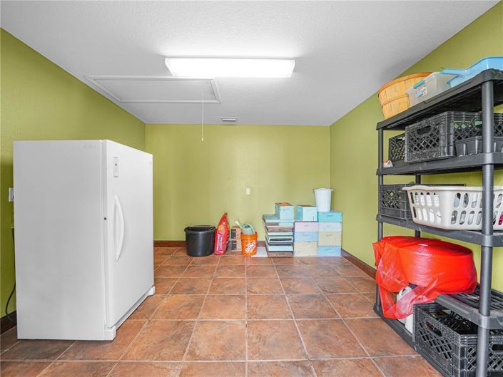 Image No.32-4 Bed Property for sale