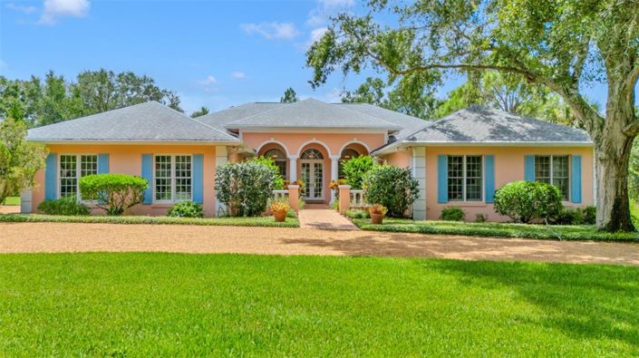 Image No.2-4 Bed Property for sale