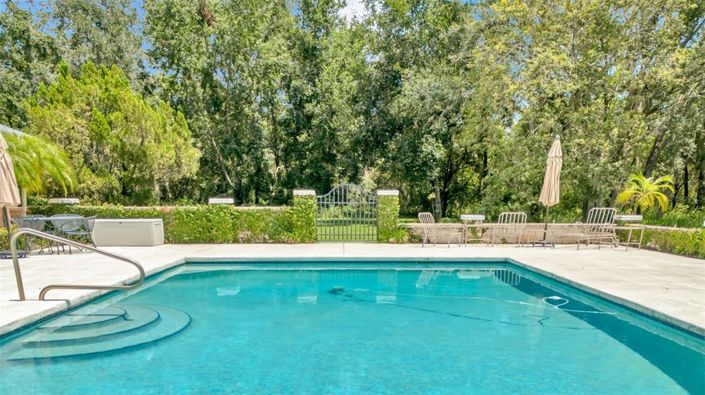 Image No.20-4 Bed Property for sale