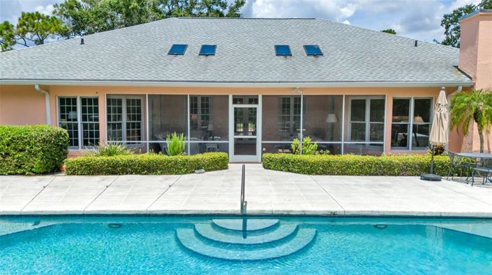 Image No.21-4 Bed House for sale