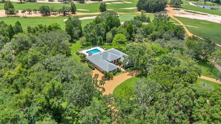 Image No.26-4 Bed Property for sale