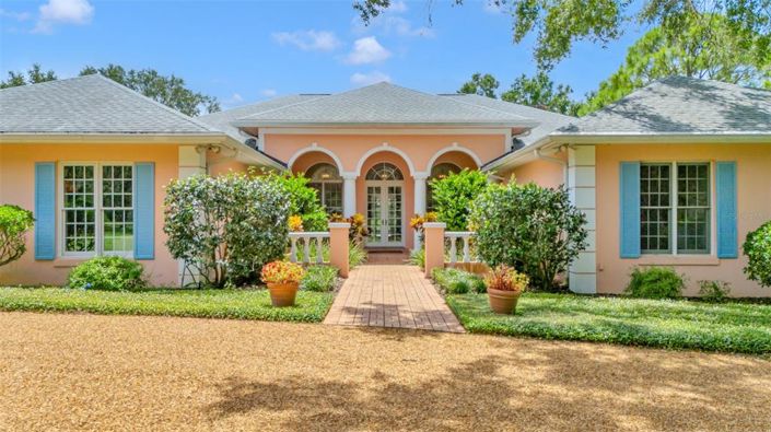 Image No.3-4 Bed House for sale