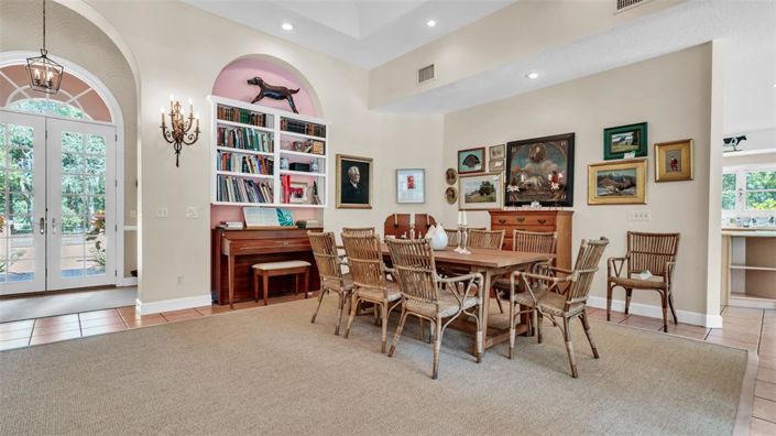 Image No.50-4 Bed Property for sale