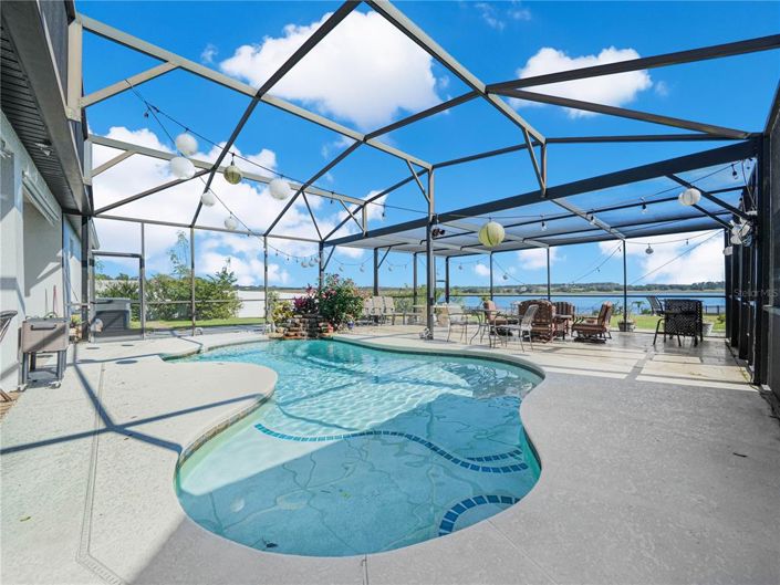 Image No.26-5 Bed Property for sale