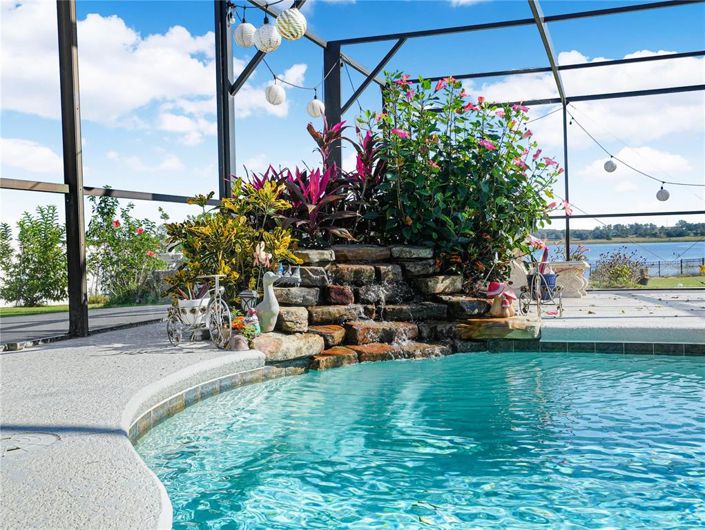 Image No.30-5 Bed Property for sale