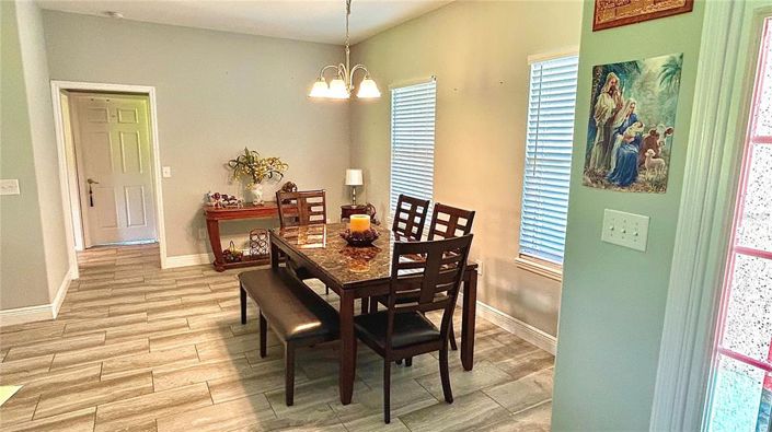 Image No.10-Propriété de 5 chambres à vendre à États-Unis