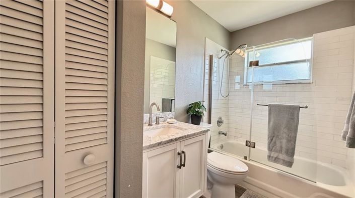 Image No.17-3 Bed Property for sale