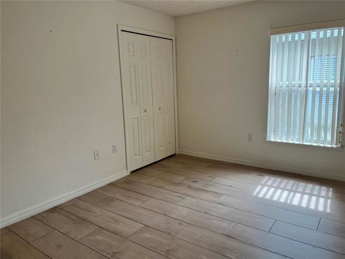 Image No.21-Propriété de 4 chambres à vendre à Davenport