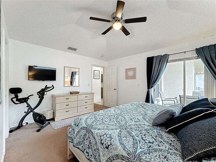 Image No.28-4 Bed Property for sale