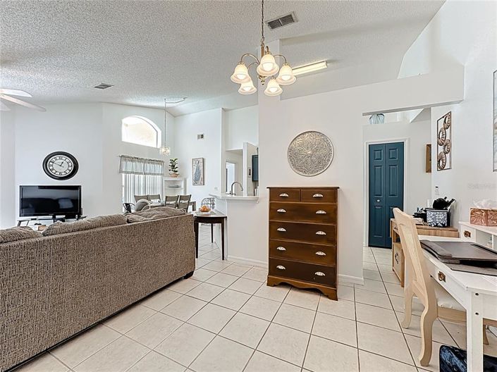 Image No.8-4 Bed Property for sale