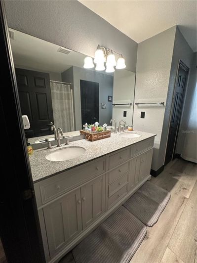 Image No.27-Propriété de 4 chambres à vendre à États-Unis