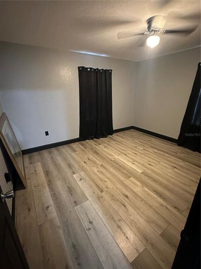 Image No.36-Propriété de 4 chambres à vendre à États-Unis