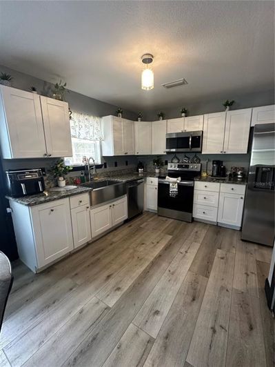 Image No.43-Propriété de 4 chambres à vendre à États-Unis