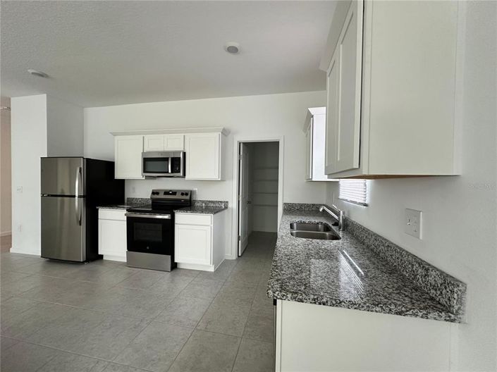 Image No.2-Propriété de 3 chambres à vendre à États-Unis