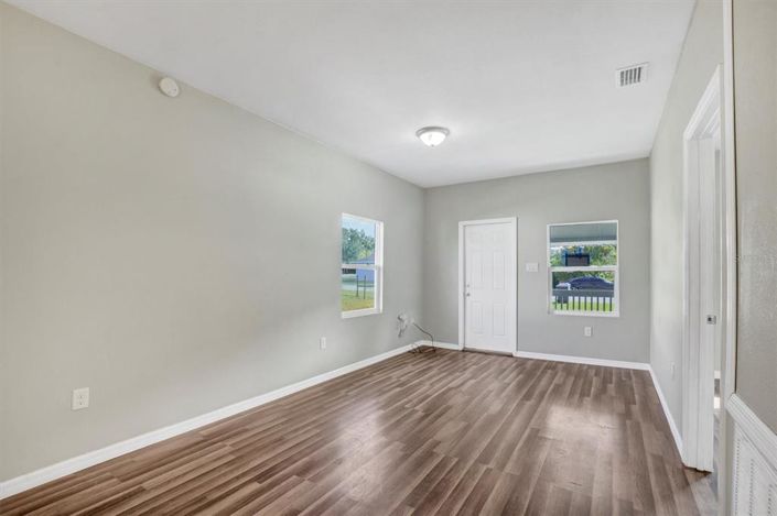 Image No.6-Propriété de 2 chambres à vendre à États-Unis