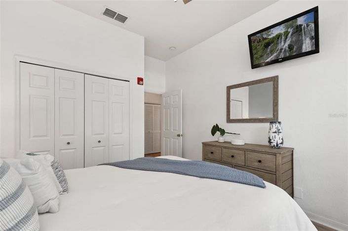 Image No.26-3 Bed Property for sale