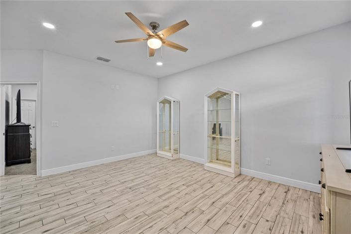 Image No.4-Propriété de 3 chambres à vendre à États-Unis