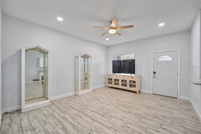 Image No.5-Propriété de 3 chambres à vendre à États-Unis