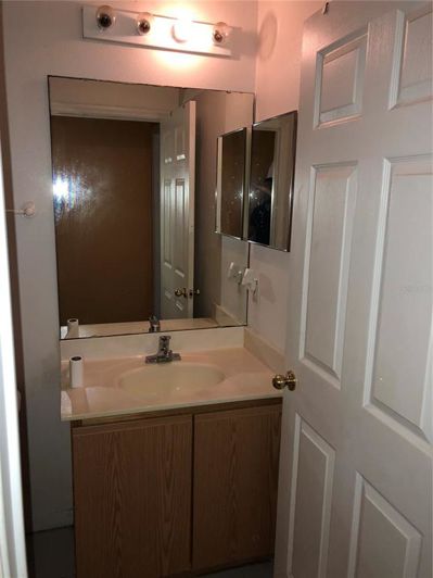 Image No.25-4 Bed Property for sale