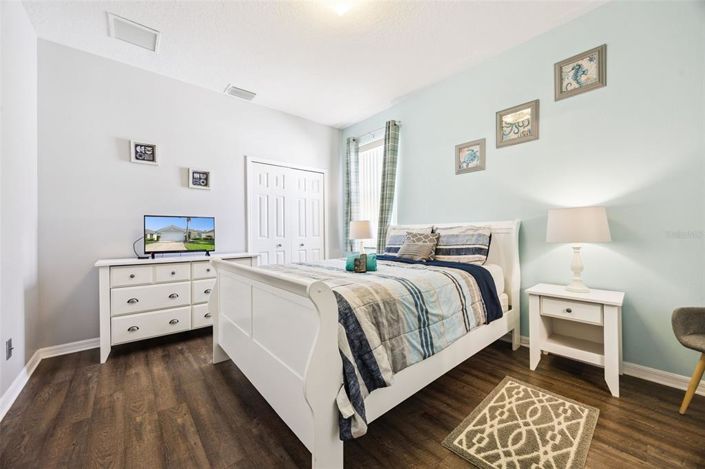 Image No.17-4 Bed House for sale