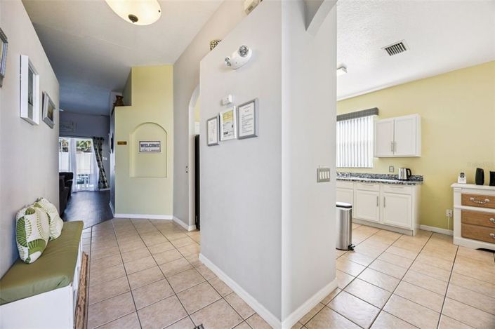 Image No.6-4 Bed Property for sale