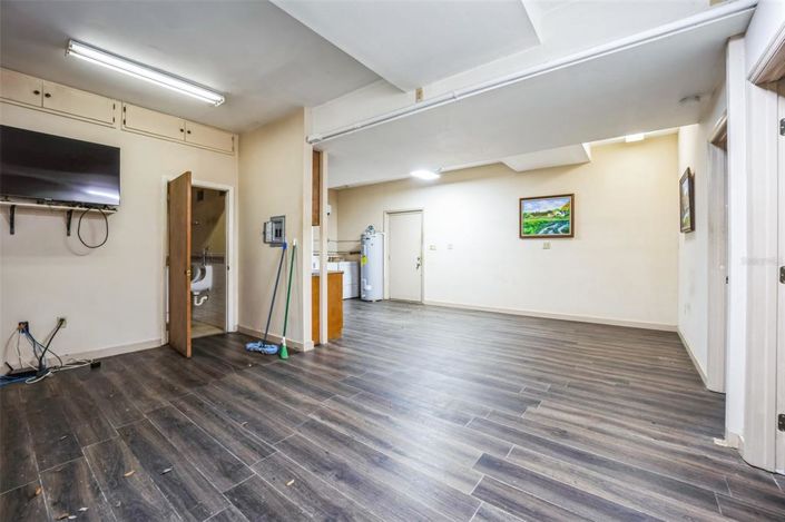 Image No.14-2 Bed House for sale