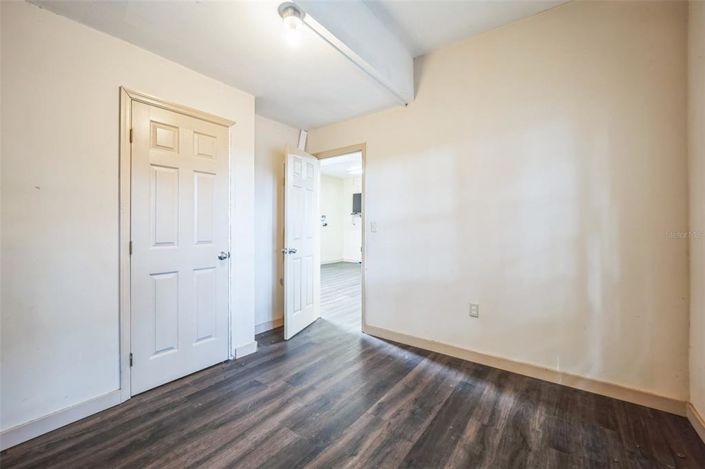 Image No.19-2 Bed House for sale