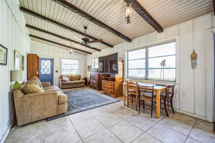 Image No.7-2 Bed Property for sale