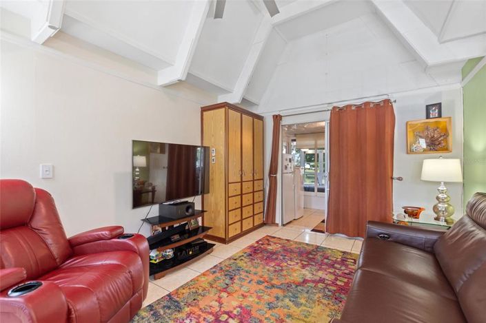 Image No.11-Propriété de 1 chambre à vendre à États-Unis